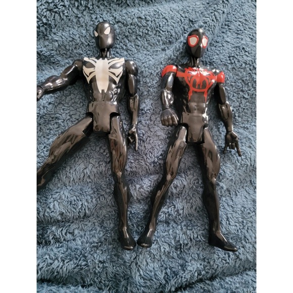 (2) 2017 Marvel Titan Hero Spiderman MAX VENOM Miles Morales And Black Suit 11" - Picture 3 of 7